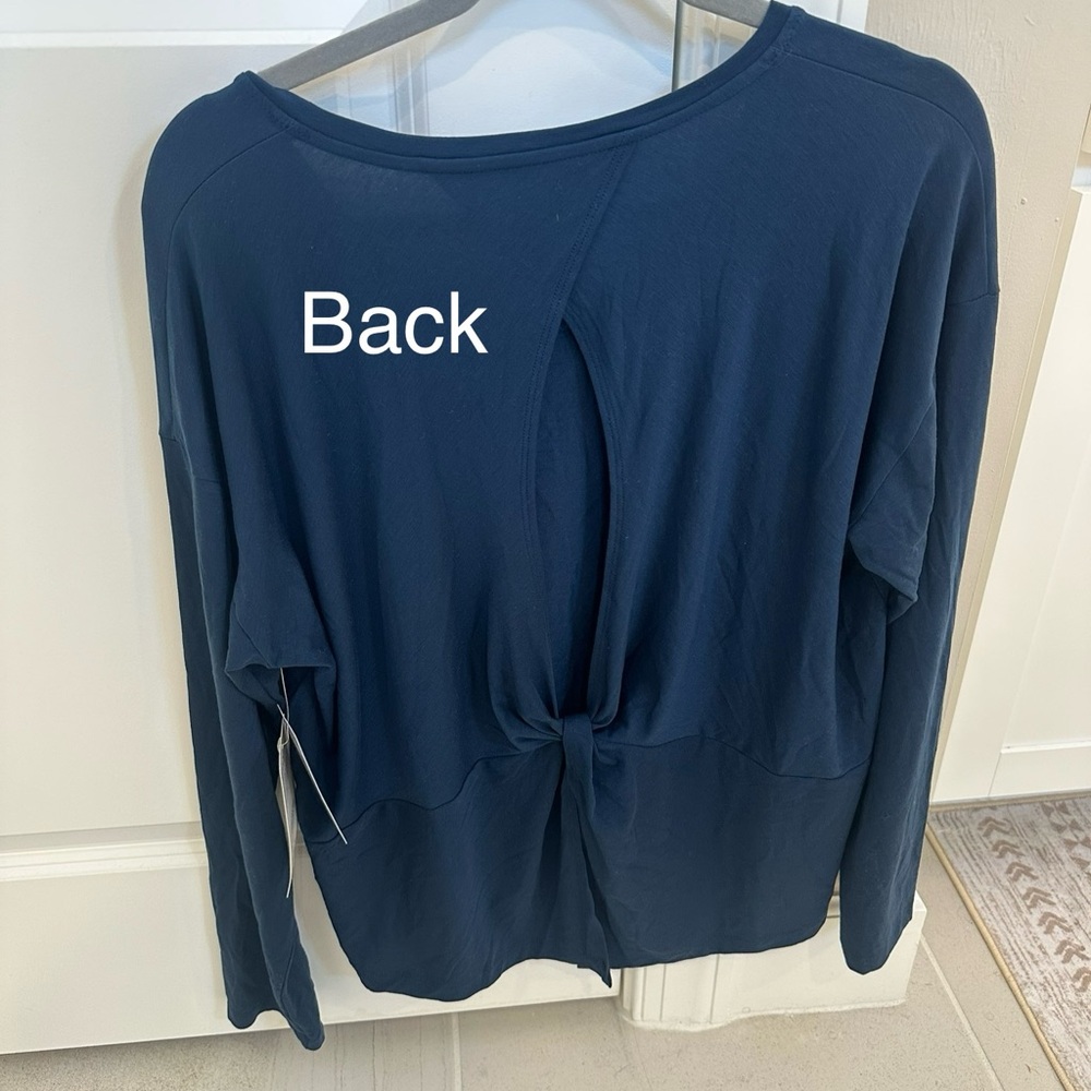 Athleta Women's Navy Long Sleeve Top